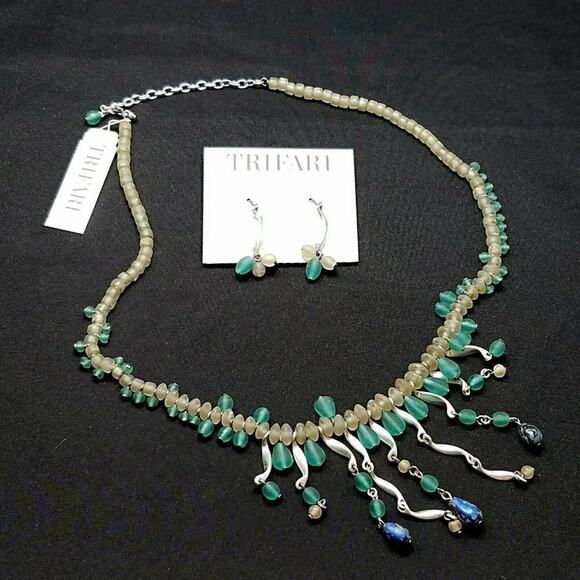 Trifari Fringe Teal Green Frosty Beaded Silver Necklace & Earrings Set, NWT - Picture 5 of 6